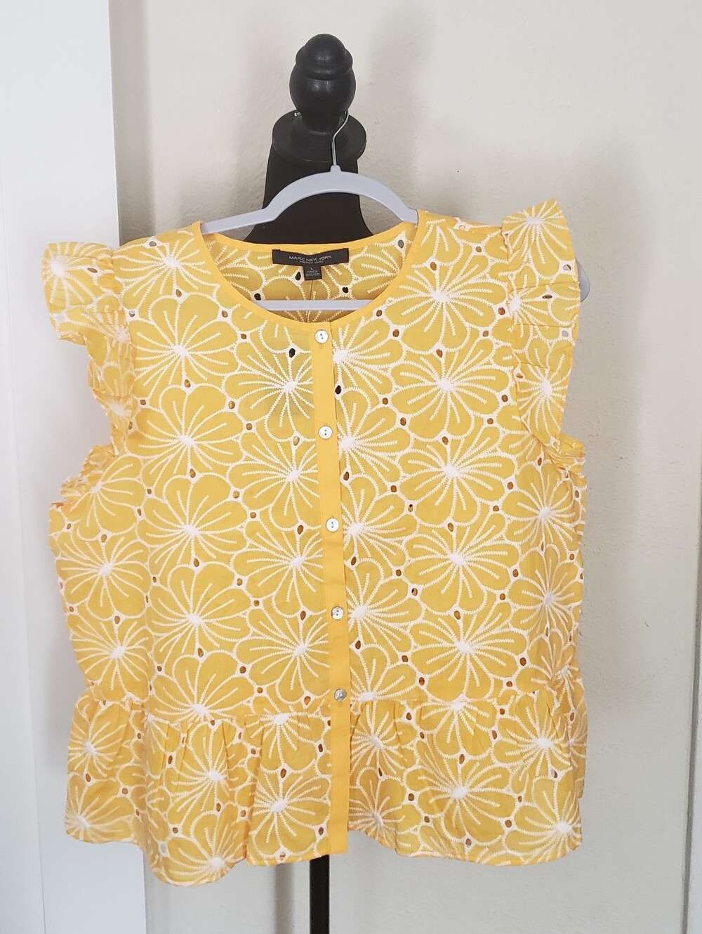 Marc New York Yellow Floral Eyelet Button-Front Sleeveless Top